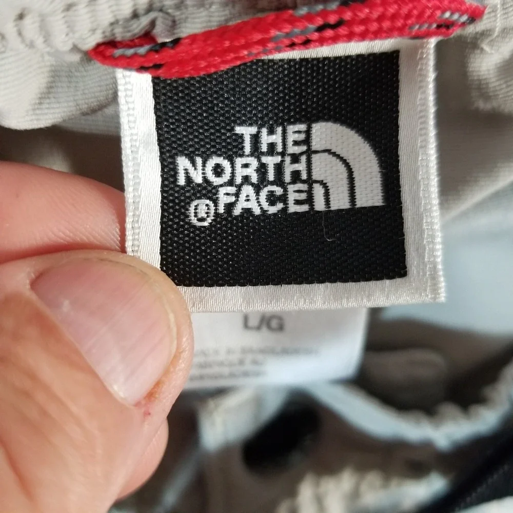 The North Face cargo pants shorts combo men's large beige outdoor nylon flawed